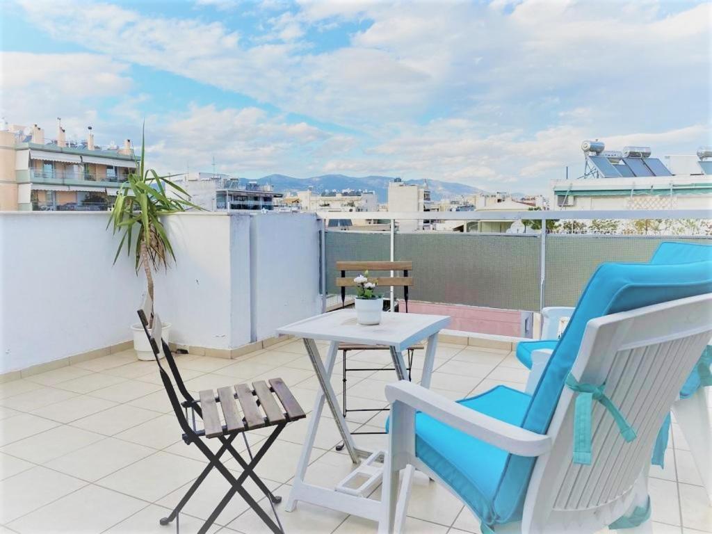Konstantinou Apartment - Smart & Roof Top Terrace Athén Kültér fotó